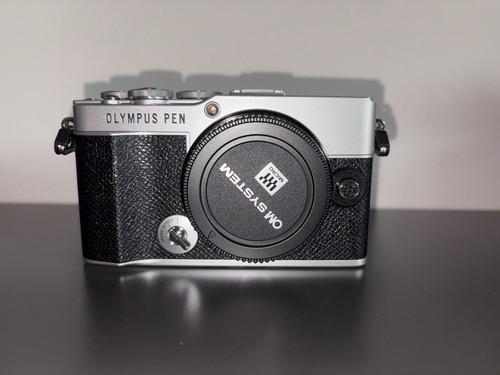 Olympus pen mirrorless - olympus,